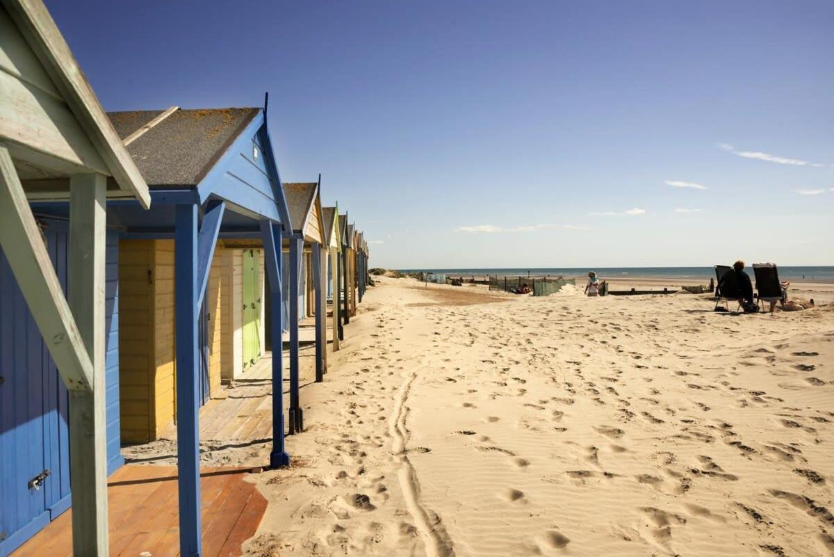 Panoramic Sea Views In Beachfront Apt W Balcony Bognor Regis Exterior foto